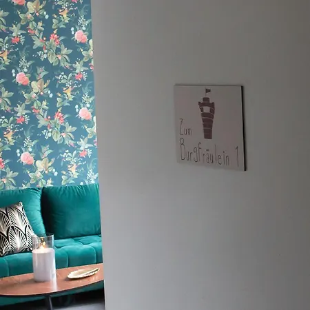 Zum Burgfraulein - Studio Mit Blick Auf Burg