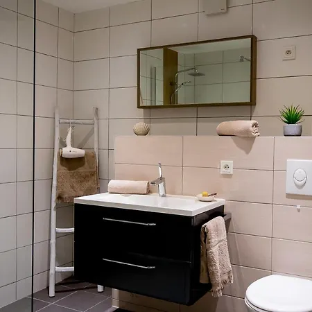 Zum Burgfraulein - Studio Mit Blick Auf Burg * Burg Reuland